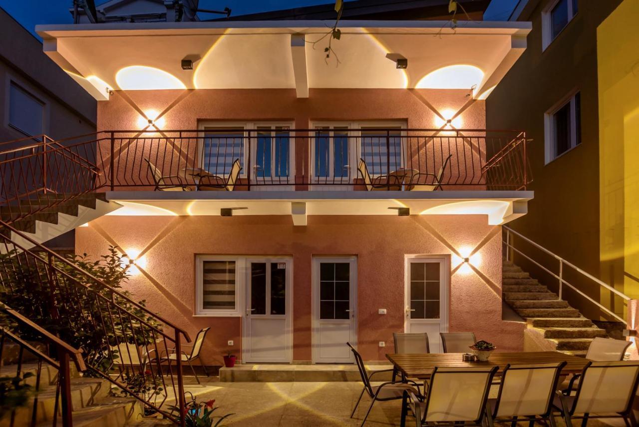 Apartments Vujicic Tivat Buitenkant foto